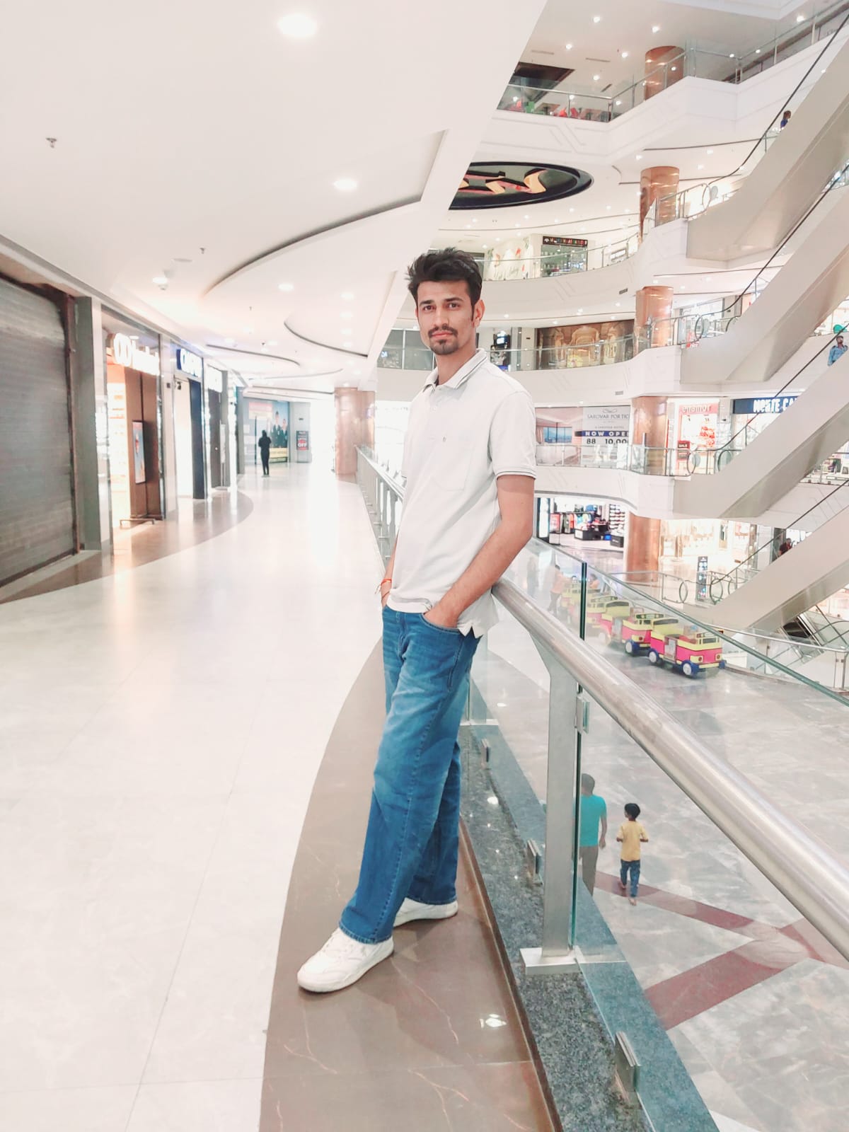 Rahul Bhambhu CEO - LAST-IN Tech Solutions